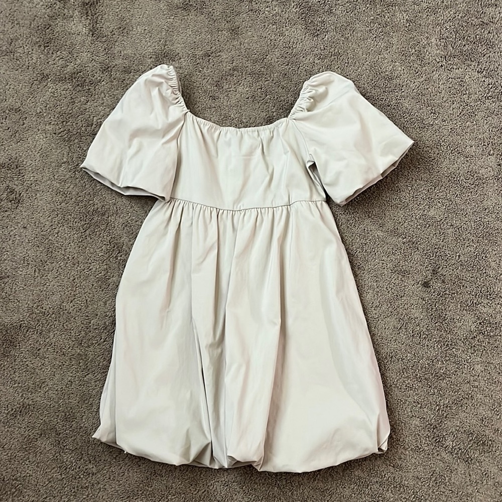 Pretty Little Thing Marshmellow Dress